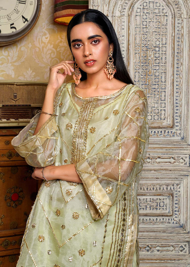 Barfee Kurta